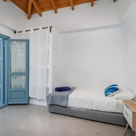 Villa Etoni *